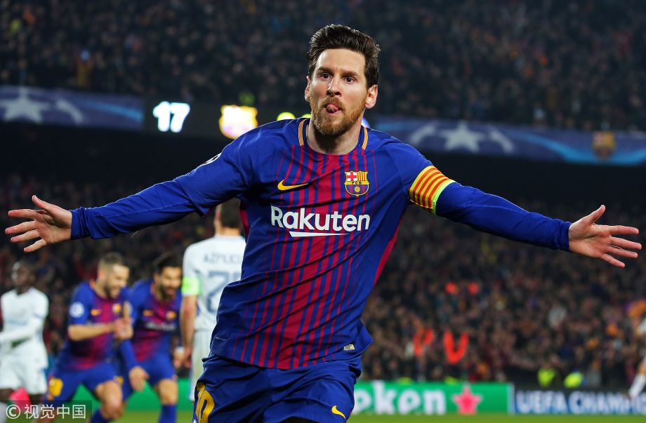 世体：巴萨方面正在研究法律漏洞，以将罗克卖给帕尔梅拉斯