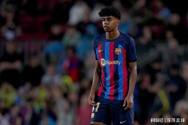 肯·葛瑞菲在西雅图水手队谢幕战，全场观众整齐呼喊他的名字