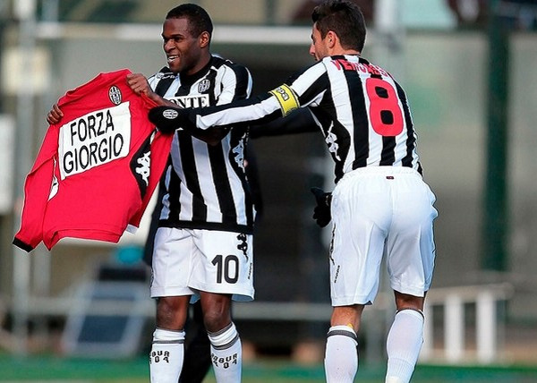 西甲榜首之争白热化