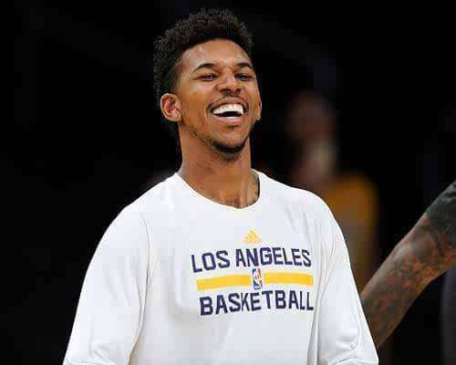 贝蒂斯2-1乌德勒支，米格尔-罗德里格斯中场吊射，阿布德制胜