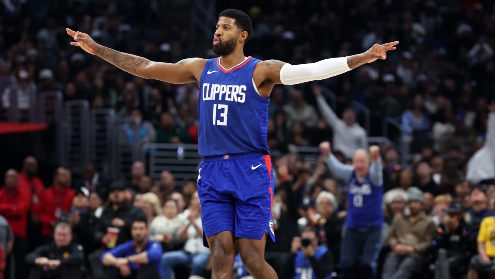 棒球与时尚杂志拍摄当球员脱下球衣换上高级西装